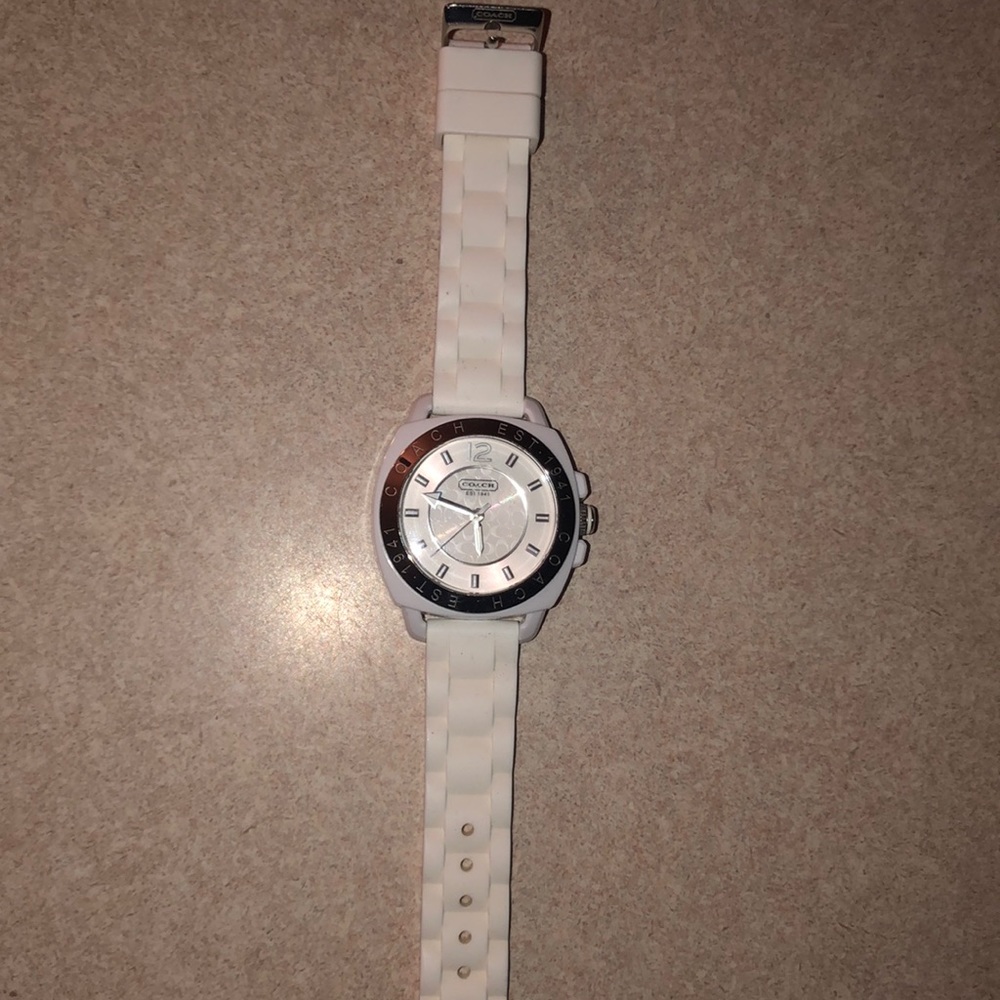 Coach watch - Picture 2 of 6